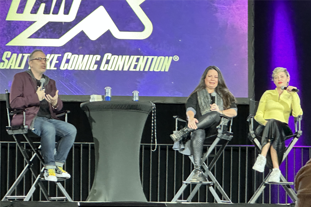 Rose McGowen & Hollie Marie Combs – Fanx 2023